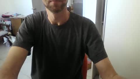 Snapshot of willyturin chatting on October 20, 5:57 pm willyturin online show from October 20, 5:57 pm