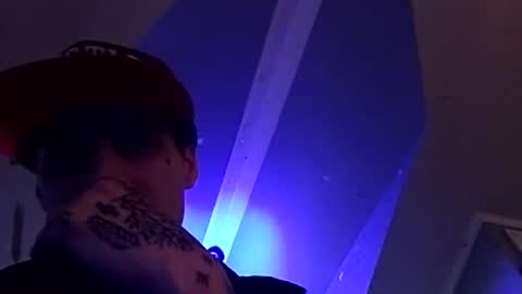 wilsond9479 online show from November 27, 2:41 pm