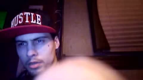 wilsond9479 online show from December 16, 4:39 am