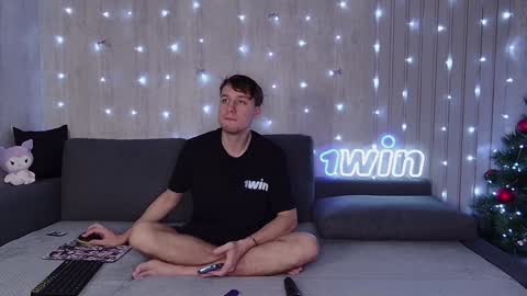 Snapshot of wineandboobs chatting on December 31, 10:15 am wineandboobs online show from December 31, 10:15 am