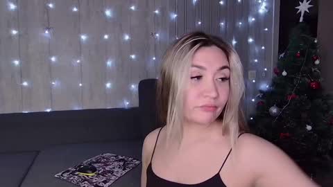 Snapshot of wineandboobs chatting on February 20, 6:35 pm wineandboobs online show from February 20, 6:35 pm