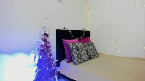 Wini Fer online show from December 31, 12:04 pm