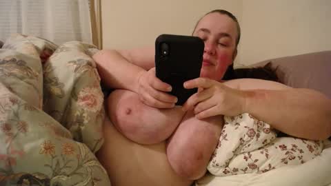 Annie online show from February 25, 4:57 am