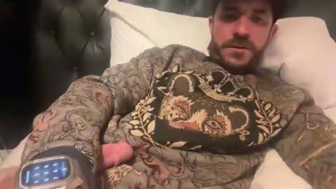 wizard310 online show from December 18, 5:02 am