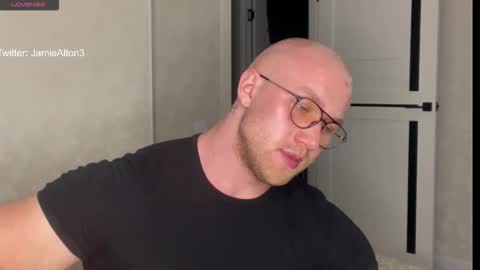 Wlademar online show from October 8, 9:12 pm