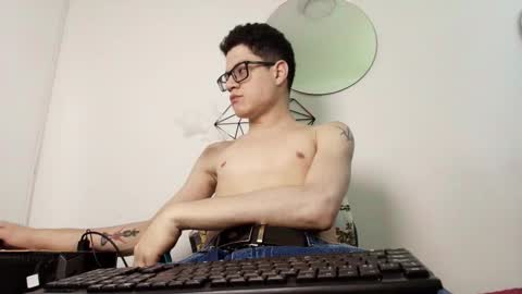  W O L F  online show from September 20, 11:33 am