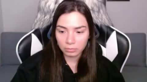 Snapshot of wolfs_daughter chatting on February 13, 3:07 am Alex online show from February 13, 3:07 am