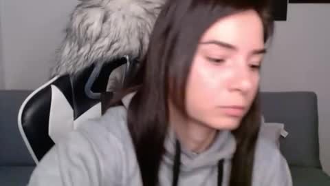 Snapshot of wolfs_daughter chatting on February 18, 2:38 am Alex online show from February 18, 2:38 am