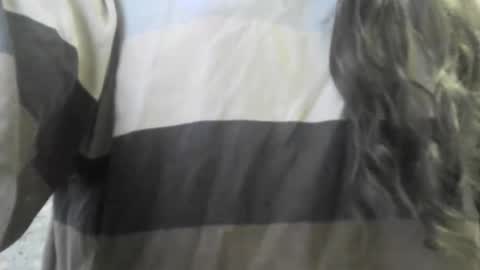 Snapshot of wolfxsnow chatting on December 31, 9:28 pm wolfxsnow online show from December 31, 9:28 pm