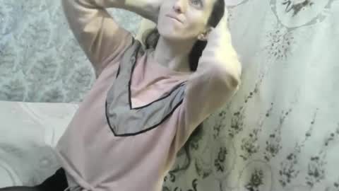 Snapshot of wolfxsnow chatting on February 22, 8:09 pm wolfxsnow online show from February 22, 8:09 pm