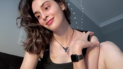 Stia online show from September 15, 1:44 pm