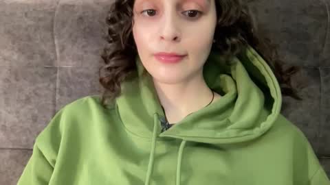 Stia online show from October 11, 11:20 am