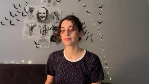 Stia online show from October 29, 5:42 am