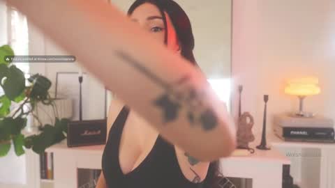 Brielle online show from December 11, 9:55 pm