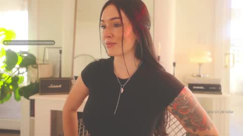 Brielle online show from January 24, 12:31 am