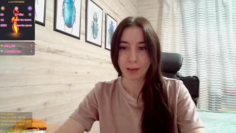 Anna  online show from March 5, 5:39 pm