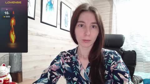 Anna  online show from September 17, 7:10 am