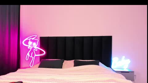 Emi online show from March 3, 8:05 am