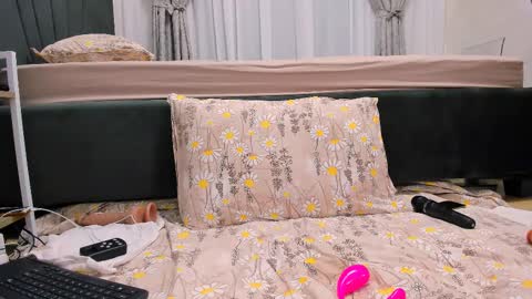              online show from February 13, 6:41 am