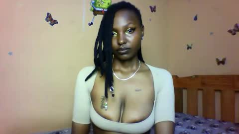 Snapshot of wren_7 chatting on November 22, 11:48 pm wren 7 online show from November 22, 11:48 pm