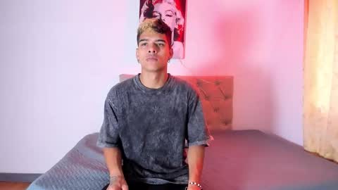 wyatt online show from September 29, 11:26 am