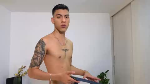 wyatt online show from September 25, 12:36 am