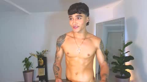 wyatt online show from September 29, 2:27 am