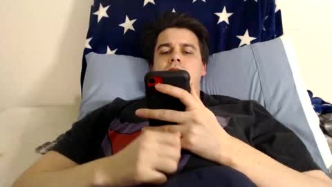 Snapshot of wyattfans_ chatting on December 24, 7:49 am Wyatt online show from December 24, 7:49 am