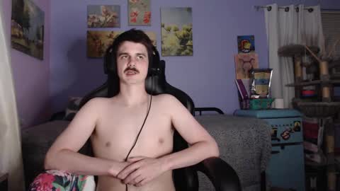 Snapshot of wyattfans_ chatting on October 4, 5:27 am Wyatt online show from October 4, 5:27 am