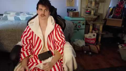 Snapshot of wyattfans_ chatting on October 30, 6:30 pm Wyatt online show from October 30, 6:30 pm