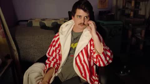 Snapshot of wyattfans_ chatting on November 6, 7:09 am Wyatt online show from November 6, 7:09 am