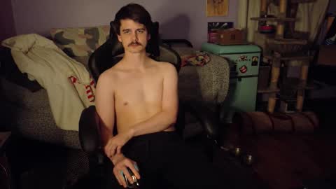 Snapshot of wyattfans_ chatting on November 20, 7:19 am Wyatt online show from November 20, 7:19 am