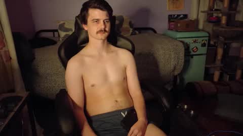 Snapshot of wyattfans_ chatting on November 21, 1:04 am Wyatt online show from November 21, 1:04 am