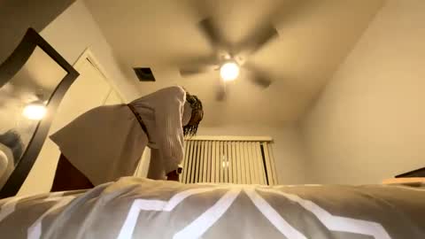 Snapshot of wynterheat chatting on February 20, 12:47 pm Wynter Heat online show from February 20, 12:47 pm