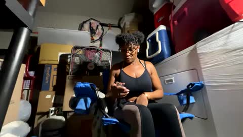 Snapshot of wynterheat chatting on October 2, 2:13 pm Wynter Heat online show from October 2, 2:13 pm