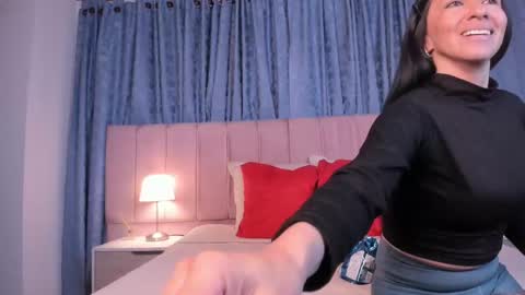 x_milu online show from March 1, 11:47 pm