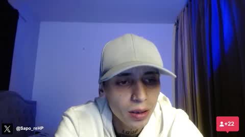 Snapshot of xalejo_max chatting on October 5, 12:20 am xalejo_max online show from October 5, 12:20 am