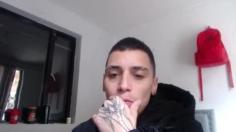 Snapshot of xalejo_max chatting on October 17, 4:31 pm xalejo_max online show from October 17, 4:31 pm