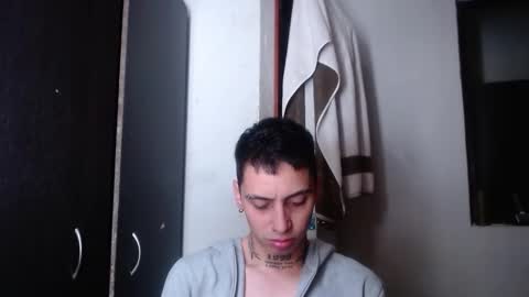 Snapshot of xalejo_max chatting on November 19, 6:30 pm xalejo_max online show from November 19, 6:30 pm