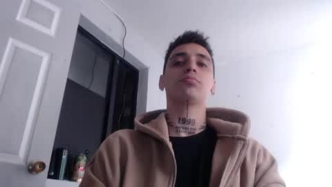 Snapshot of xalejo_max chatting on November 25, 3:12 pm xalejo_max online show from November 25, 3:12 pm