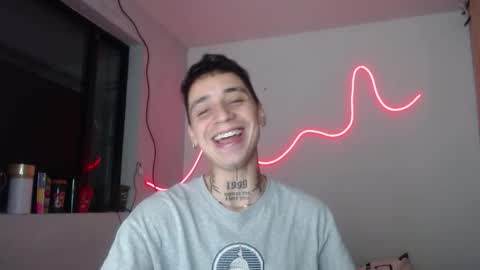 Snapshot of xalejo_max chatting on November 29, 3:31 am xalejo_max online show from November 29, 3:31 am