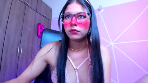 XALLYSONX online show from November 22, 11:31 am