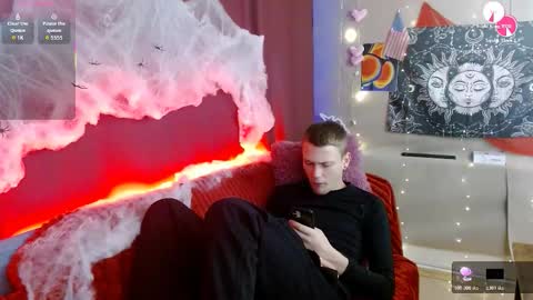 xavier_night81 online show from October 28, 8:40 am