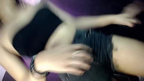 Snapshot of xchinita_kyanggx chatting on December 27, 8:24 am kianna online show from December 27, 8:24 am