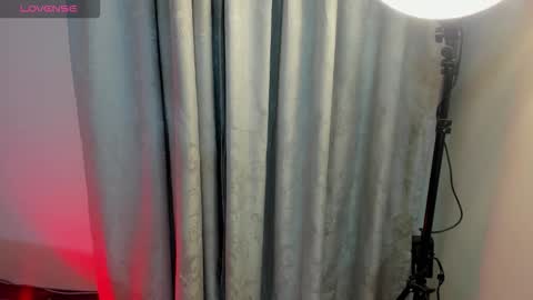 hinata  online show from September 11, 11:05 pm