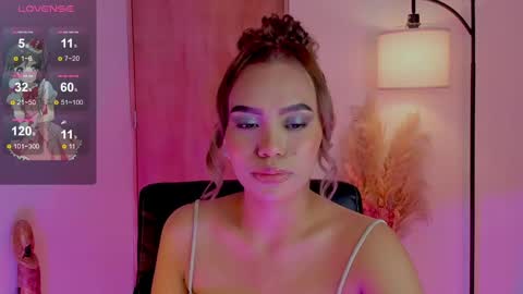 camila online show from December 28, 3:37 am