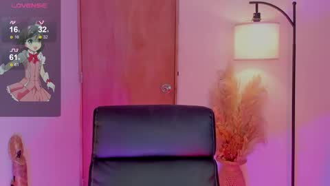 camila online show from December 28, 10:23 pm