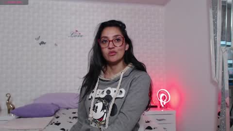 ximena suarez online show from January 21, 9:24 am