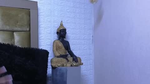 ximena online show from February 6, 7:13 am