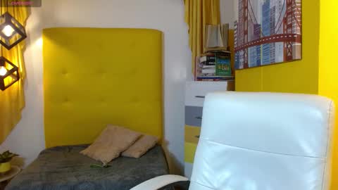 lunna online show from November 15, 7:54 pm